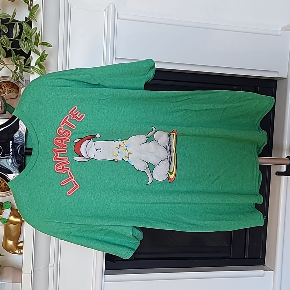 LLAMA CHRISTMAS TEESHIRT WOMENS SIZE 2XL "LLAMASTE"